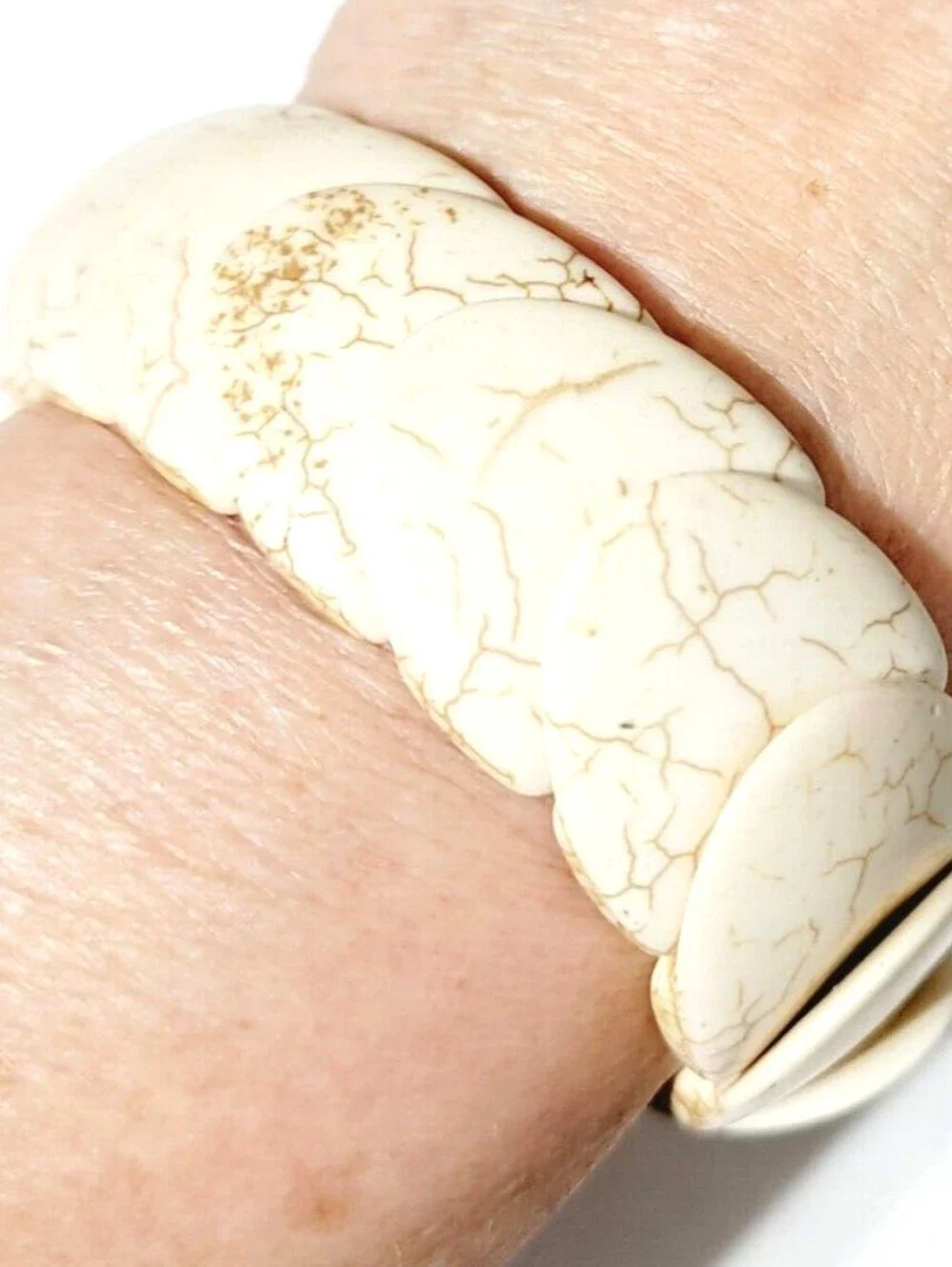 Elegant Layered Stone Stretch Bracelet Creamy White Brown Statement gbr-5